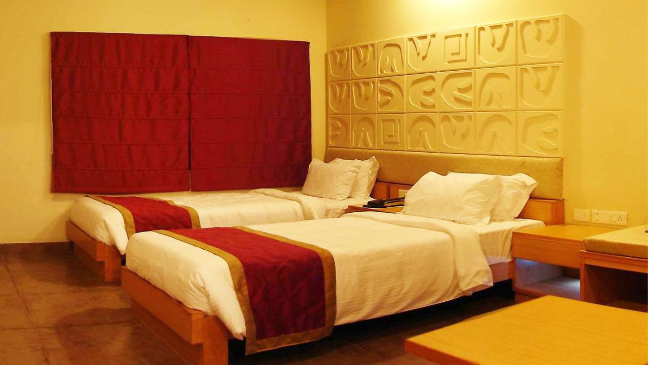 Classic Luxury Service Apartments Βιζαχαπατνάμ Εξωτερικό φωτογραφία