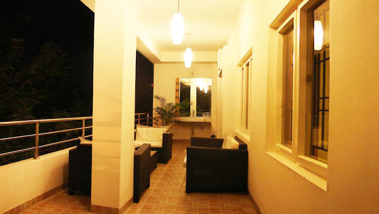 Classic Luxury Service Apartments Βιζαχαπατνάμ Εξωτερικό φωτογραφία