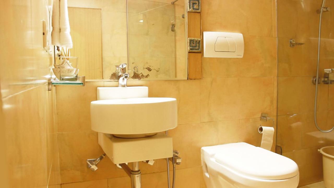 Classic Luxury Service Apartments Βιζαχαπατνάμ Εξωτερικό φωτογραφία