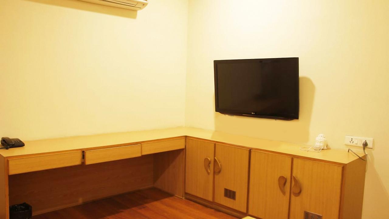 Classic Luxury Service Apartments Βιζαχαπατνάμ Εξωτερικό φωτογραφία